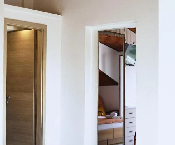 Fora - Hvar Apartment *